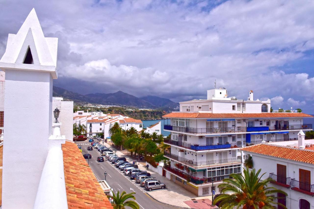 Nerja Center Apartment With Sea View Экстерьер фото