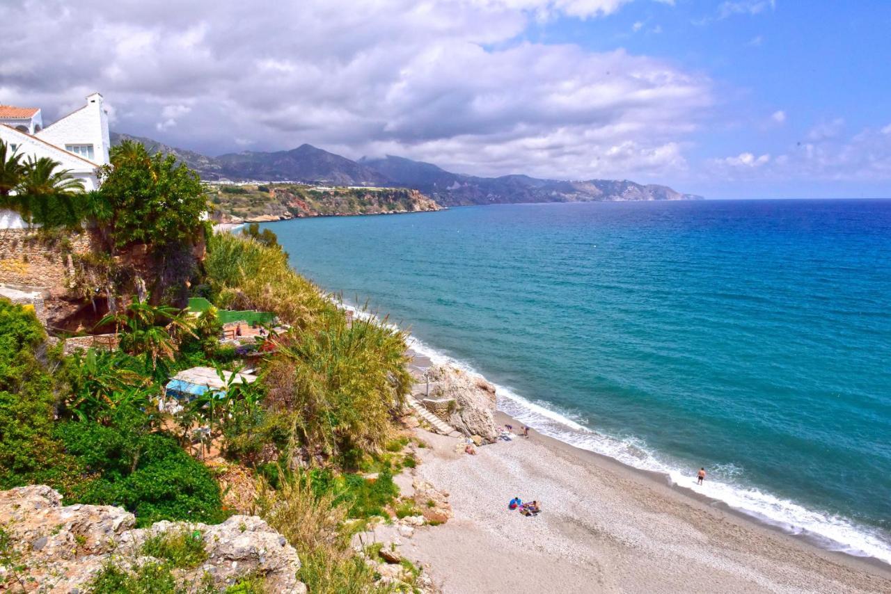 Nerja Center Apartment With Sea View Экстерьер фото